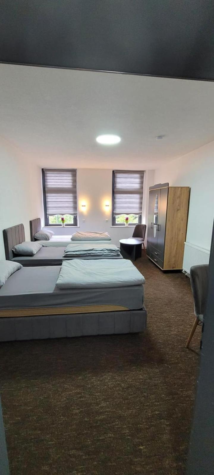 Duisburger Hostel Exteriör bild